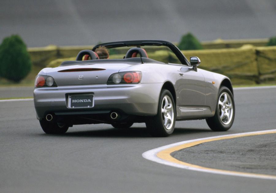  Honda S2000 1999 года  (фото 26 из 45)